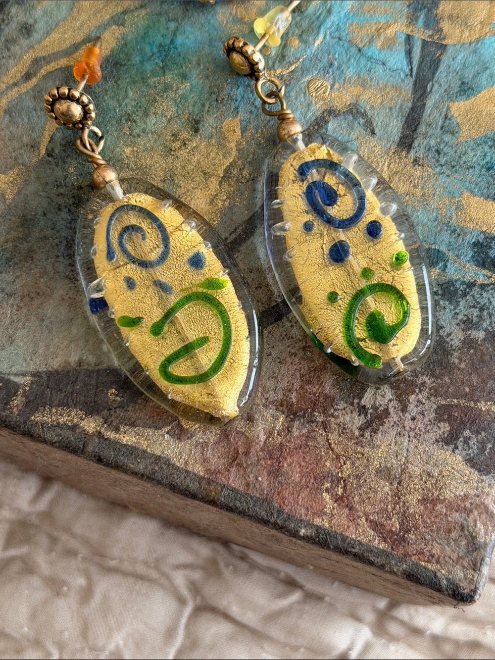 Exquisite blown glass pierced earrings post style gold lime green cobalt blue